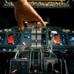 glass cockpit vs steam gauges