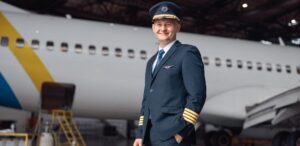How Many Years Does It Take to Become a Commercial Pilot