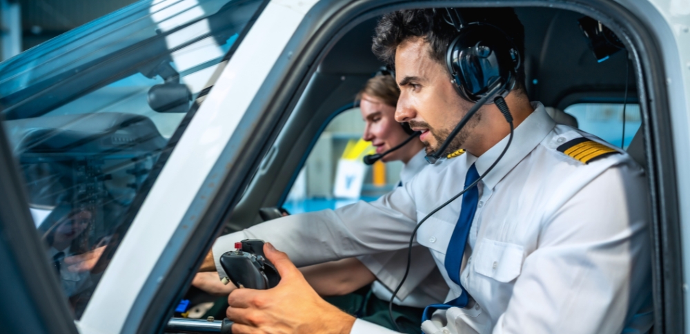How Many Years to Become a Pilot in USA