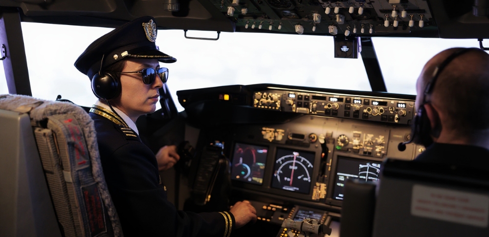 How to Become a Police Pilot: Requirements, Training & Salary