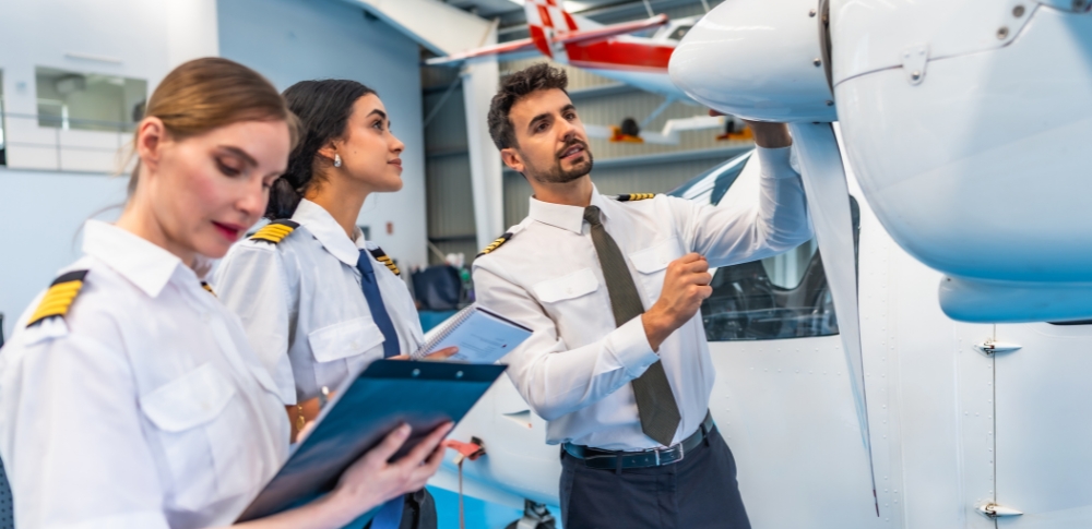 Is Aviation a Good Career in 2025? Training Cost vs. Potential Earnings Breakdown