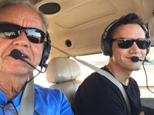 Pros and cons of becoming a pilot
